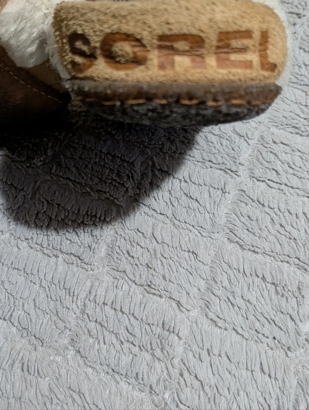 Sorel Suede Slip-On Slippers in Camel and Cream Kids Size 3